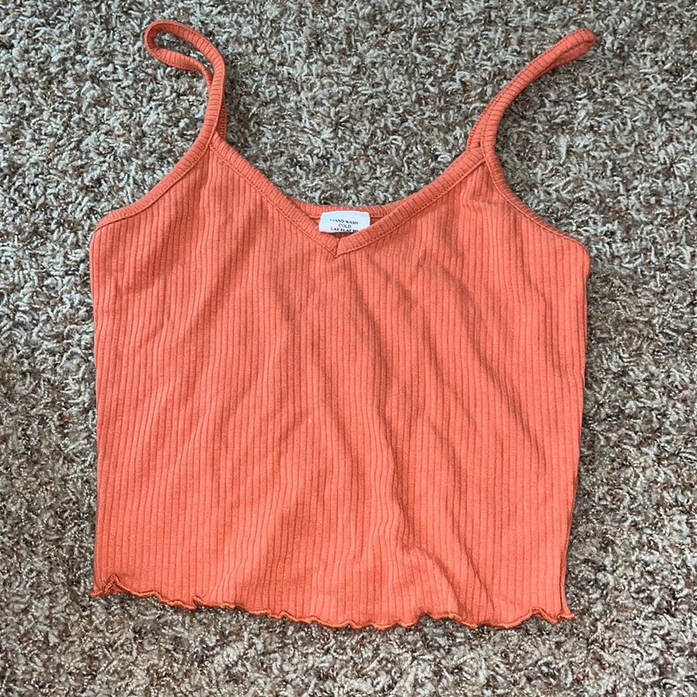 orange top